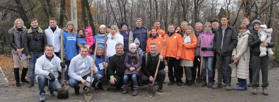 В Ботаническом саду ВГУ появилась Аллея выпускников