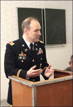 руководитель кафедры русского языка департамента иностранных языков Военной академии США Вест-Пойнт подполковник Вильям  Эрнест Грин