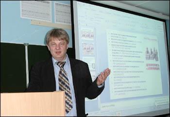 В.Б. Кашкин (ВГУ) во время лекций